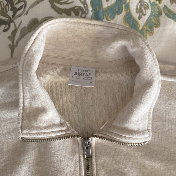 TNA airyAF crop sweater MEDIUM - Picture 2 of 7